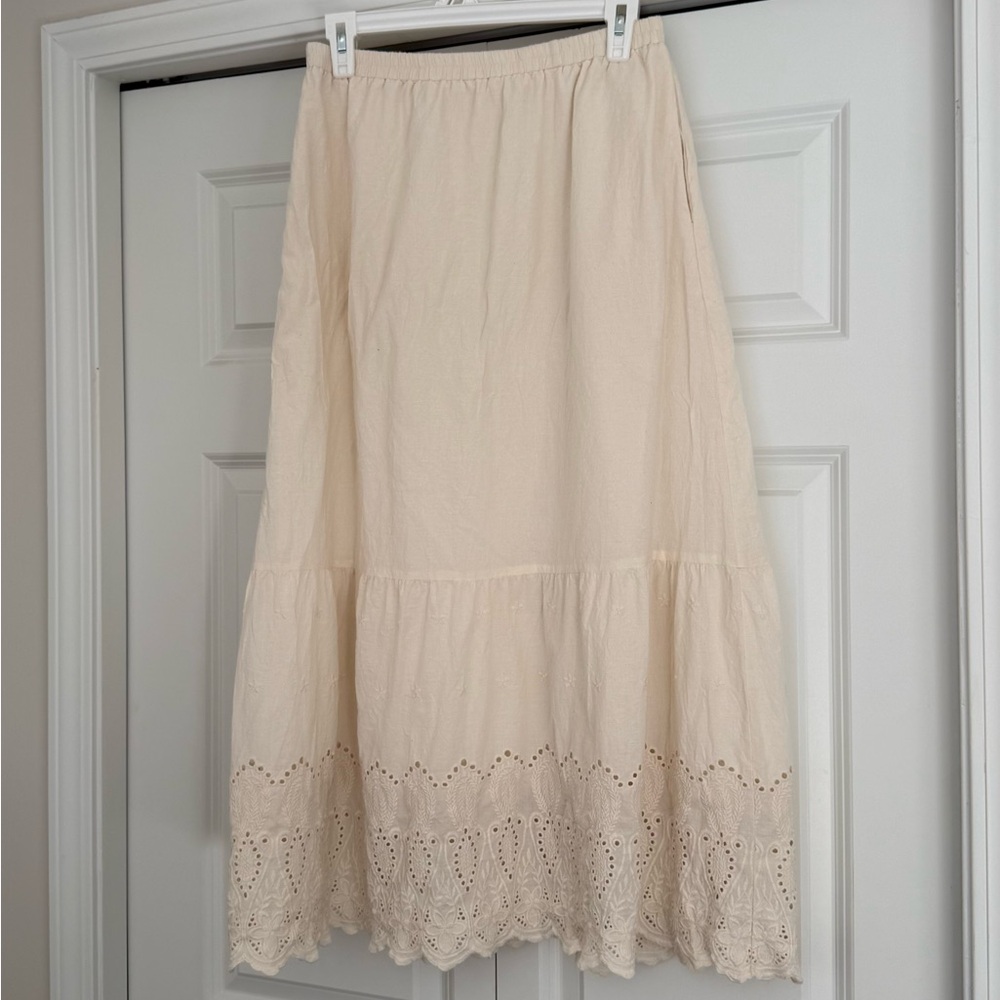 Neuflora Cream Delphi skirt - Picture 2 of 7